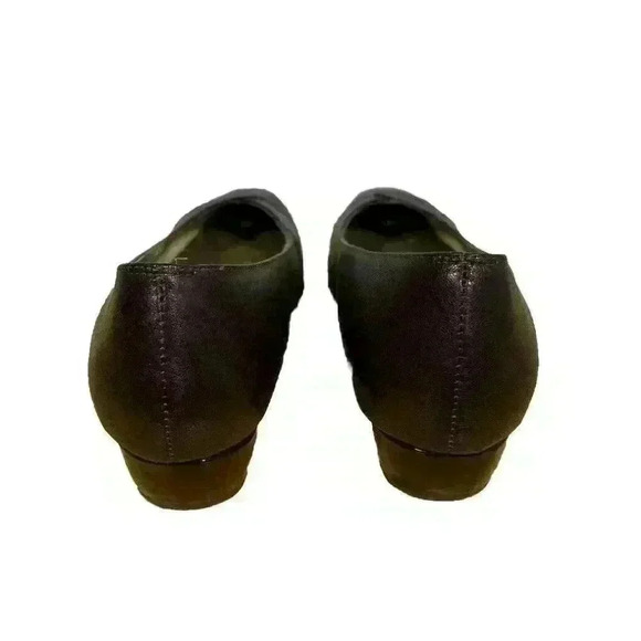 Mark Lemp Classics Beauty closed toe classic pumps Women's Sz US 9.5 Brown - Picture 4 of 9